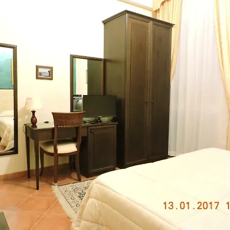 Aquila Reale Bed & Breakfast *