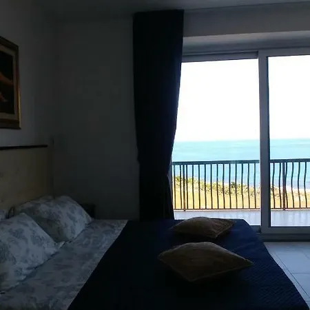 Aquila Reale Bed & Breakfast Portopalo Di Capo Passero