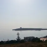 Aquila Reale Bed & Breakfast 4*
